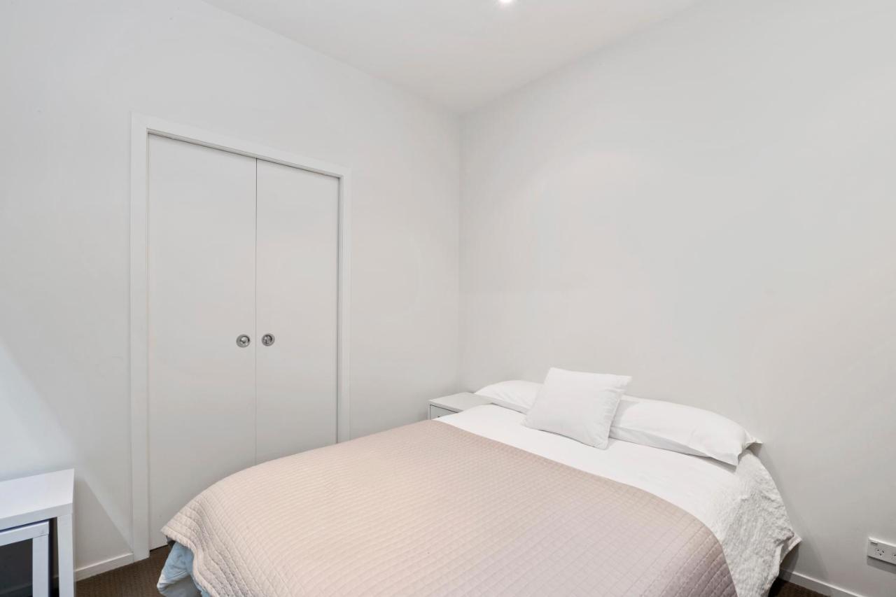 Marinaside Villa - Taupo Holiday Apartment Екстер'єр фото