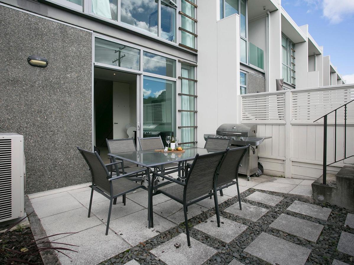 Marinaside Villa - Taupo Holiday Apartment Екстер'єр фото