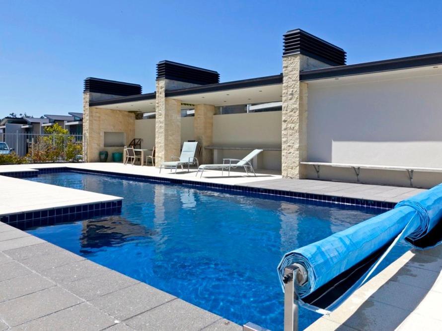 Marinaside Villa - Taupo Holiday Apartment Екстер'єр фото