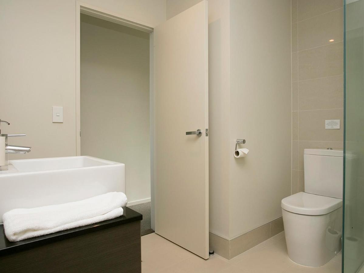 Marinaside Villa - Taupo Holiday Apartment Екстер'єр фото